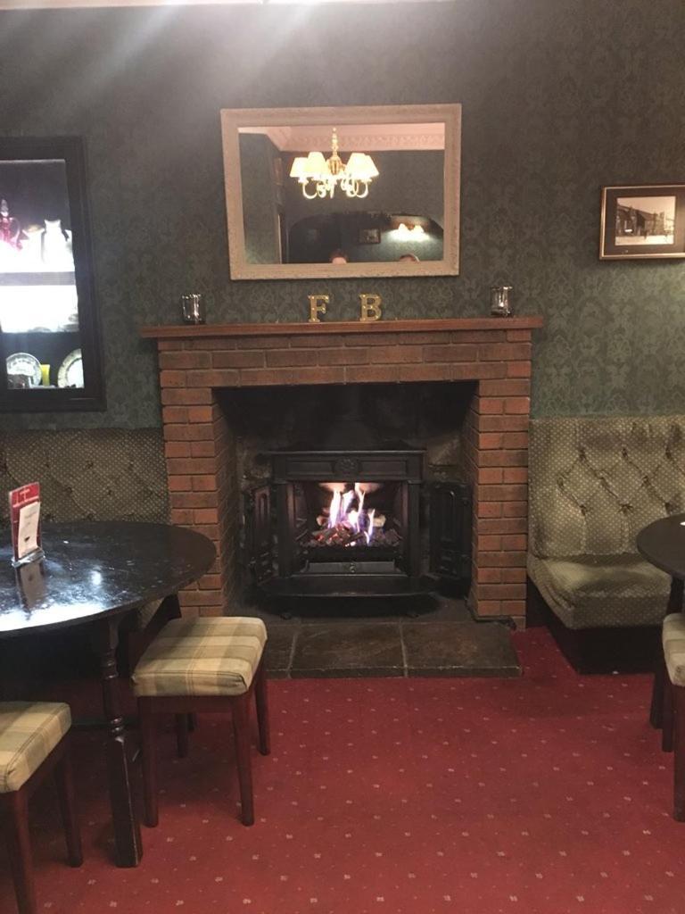 Ferrybridge Hotel Dunfermline Exteriör bild